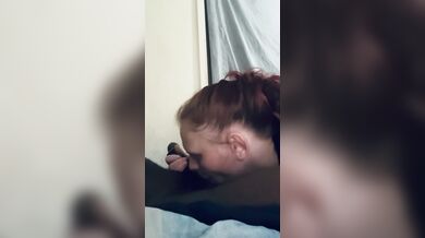 Red Pawg sucks bbc