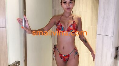 Cumslut Petite Babe Strip Rubs Her Ass While Dripping Wet