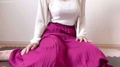 むちむちな身体を見せつけながらオナニーする人妻(日本人素人カップル/巨乳/Asian
