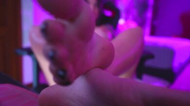 Slutty asks for more vibration pleassure