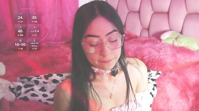 Colombian Cam Girl Petite Massive Round Ass Tiny Tits Deep Vibrator Show