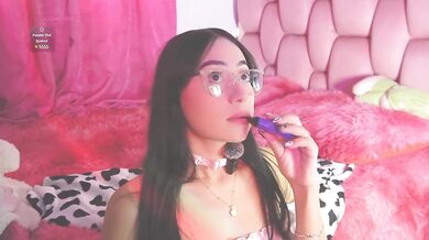 Colombian Cam Girl Petite Massive Round Ass Tiny Tits Deep Vibrator Show