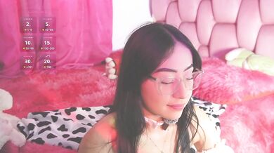 Colombian Cam Girl Petite Massive Round Ass Tiny Tits Deep Vibrator Show