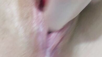 My rose toy makes me drip hard