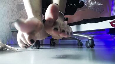 Secret College Student Colombian BBW Foot Tease & Dildo Play