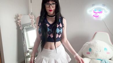SLUTTY COLLEGE TEACHER CHECKS YOUR HOMEWORK