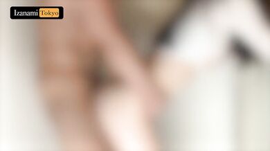 Squirting that does not stop with Y-shaped insertion of full view of the joint and thrusting back | Nipple Torture Squirting Amateur Japanese Shaved Convulsions Climax