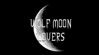 Amateur wife squirming deep inside the ass
