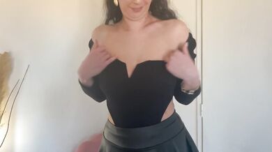 POV – My Naughty Girl Deepthroats Me Then Gives Me a Hot Titfuck With Her Big Natural Tits