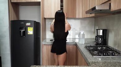 MI CUÑADA ES UNA PUTA MUY CALIENTE, ME LA FOLLO SIN QUE MI NOVIA SE ENTERE - FRED NUNEX