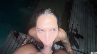 Fucking by the pool…things got out of control Outdoors – Creampie