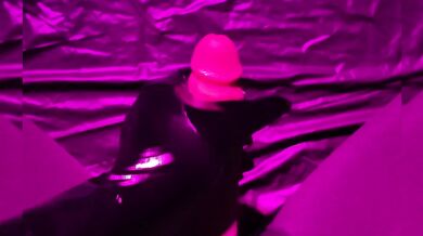 CUMSHOT 1