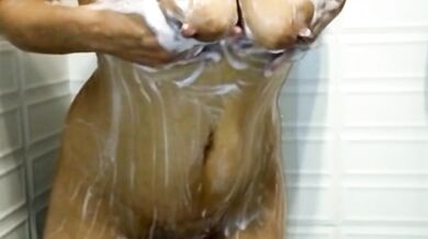 feathers dripping pussy in steam-filled shower