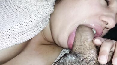 Sucking after the creampie, how delicious, I love sucking like that