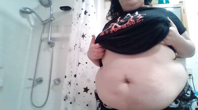 bbw solo body worship in the shower (i want your cock dripping on my tits)
