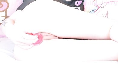 A shy anime lover girl fucks her pink pussy | Bocchi the Rock cosplay