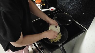 Креветки и коктейль