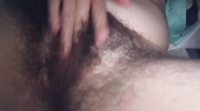 Late night solo fingering and rubbing
