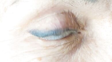 Close up cumshot in eye .Huge load .