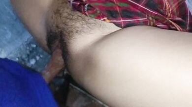 College pinay passionate sex with Construction foreman (Dilag ni Porman)
