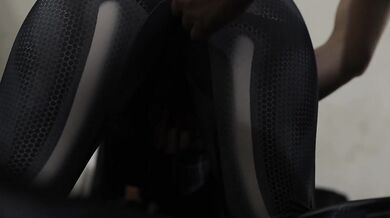 Big Ass Spider Cosplay PUSSY WET