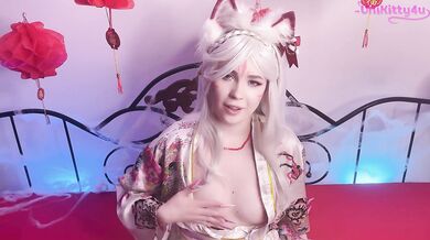 The anime fan wandered into Kitsune's lair. JOI
