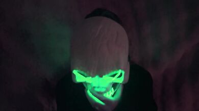 The "female Joker" disguised himself as a demon-She did it to me quickly.