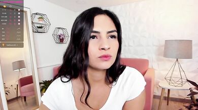 Gelatinous Booty Jiggles – Virgin Anus Winks at Cocks