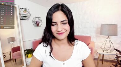 Gelatinous Booty Jiggles – Virgin Anus Winks at Cocks