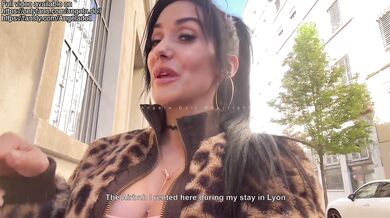 She jerk off a stranger with her pussy and makes him cum in her panties before walking in the street full of cum