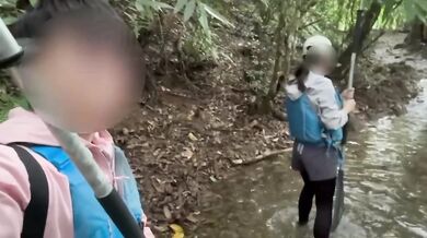 [Personal shooting] Amateur couple who play Onaho Hiding their face with a towel and treating it as if it were a masturbator