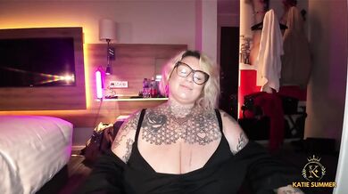 Sexy Big Tits BBW Sucks and tit wanks younger guy