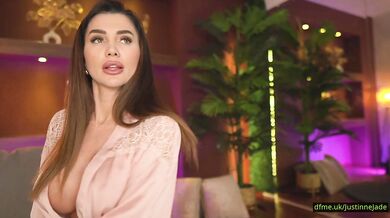 JustinneJade Ignites Every Inch With Primal, Fevered Intensity