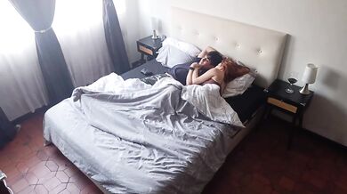 CONOCI ESTA CHICA EN UNA FIESTA Y DEJO QUE LA GRABARA