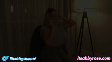 Hotel massage leads to me sucking BBC