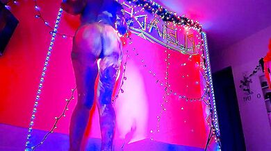 BLACKLiGHT BABE