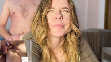 CLOSE UP OF STEPMOTH'S FACE DURING FUCKING, CREAMPIE IN PUSSY