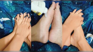 POV Redhead Solo Foot Massage with Creamy Lotion – Sexy Feet Worship