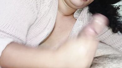 sucking balls, very gaggig and deep throat pov‍