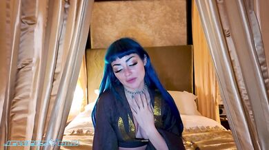 Jewelz Blu Gets FUCKED in a CASTLE!