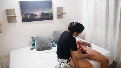 LESBIAN COUPLES SCISSOR SHOWING THEIR TITS AND PUSSY.