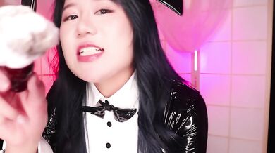 ASMR Hot Bunny Girl | House Call Luxury Spa Role Play | Facial Treatment，Shave & Massage