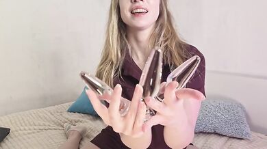 Alice Klay pussy explosion with 3 toys