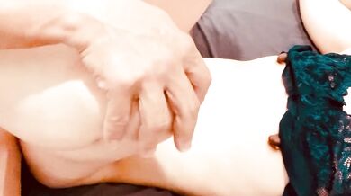 TANUKINON'S PUSSY BURNS DEEP WITH PLEASURE