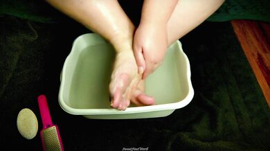 Cum Take Your Place and Worship and Drool Over My Big Beatiful Bare Feet As I Do My Self Pedicure Footbath
