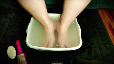 Cum Take Your Place and Worship and Drool Over My Big Beatiful Bare Feet As I Do My Self Pedicure Footbath
