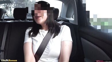 Me saco los senos en el Uber...