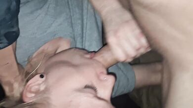 Amateur Hot Blonde Sucks Dick