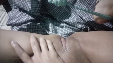 PULSE RACING, ASS TREMBLES BENEATH BARE SKIN