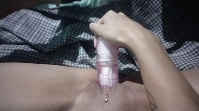 PULSE RACING, ASS TREMBLES BENEATH BARE SKIN